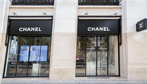 chanel boutique champs elysées.